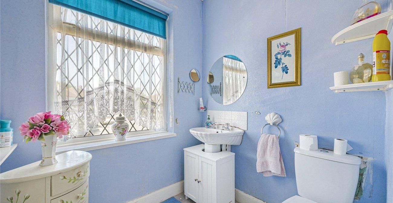3 bedroom house for sale in Welling | Robinson Jackson