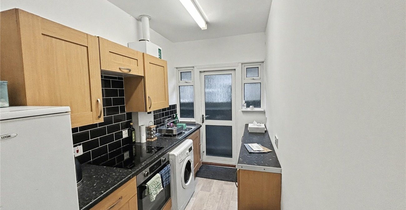 2 bedroom bungalow for sale in South Welling | Robinson Jackson