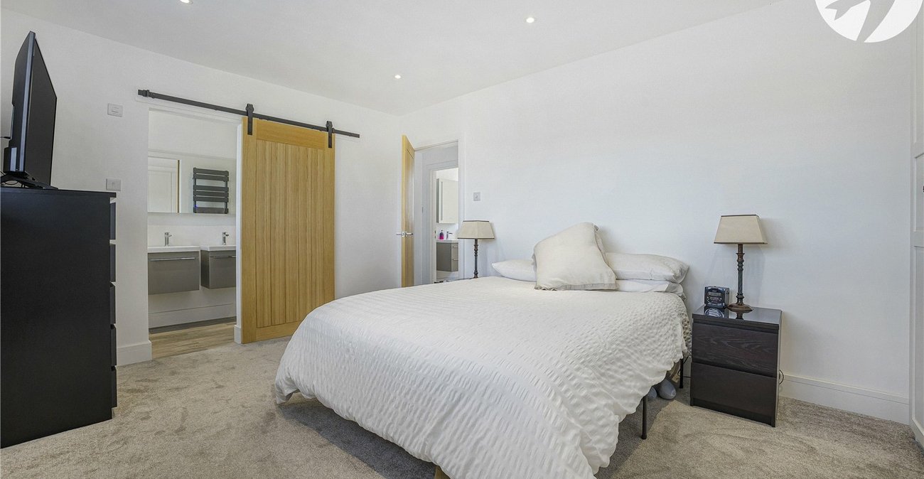 4 bedroom house for sale in Bexley | Robinson Jackson