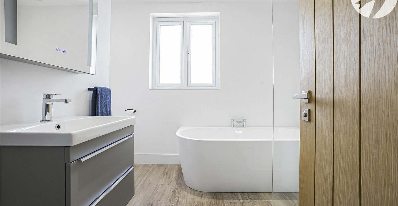 4 bedroom house for sale in Bexley | Robinson Jackson