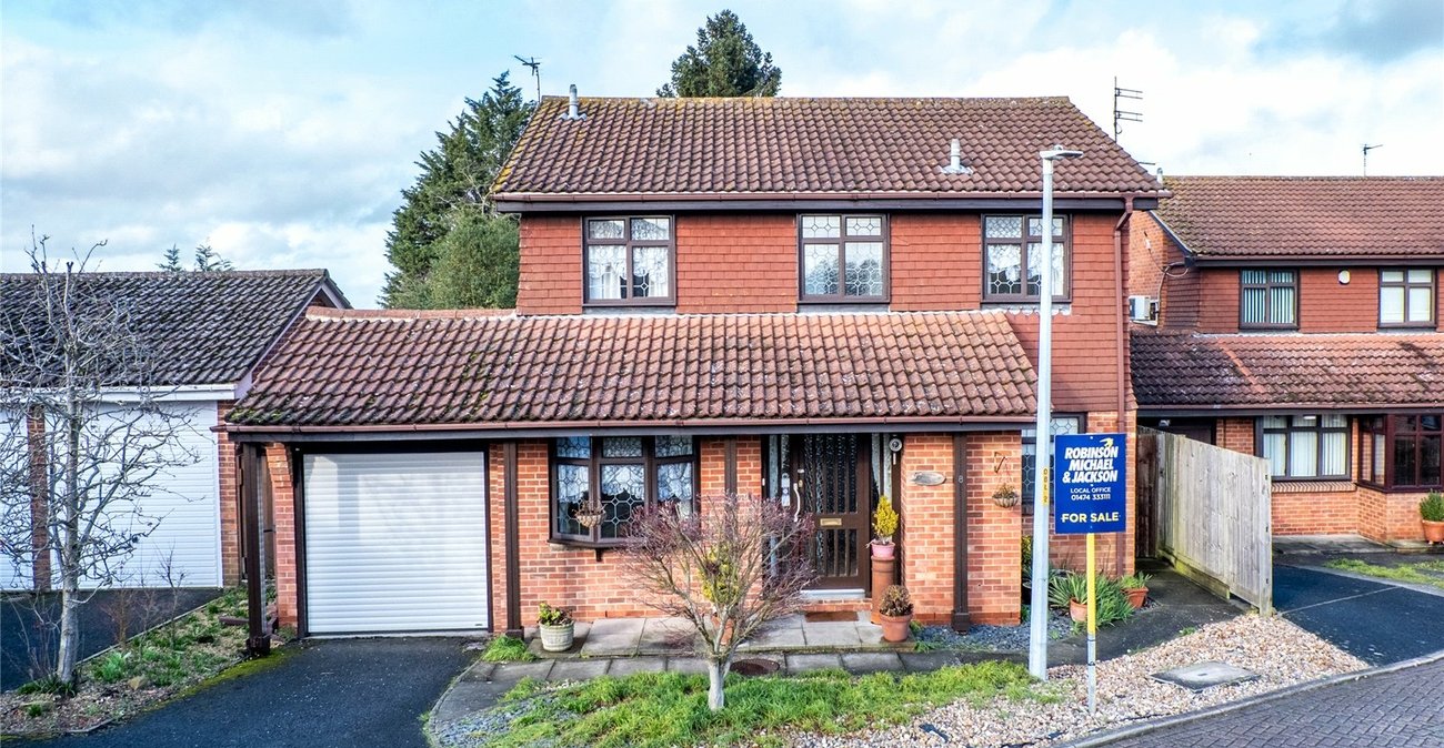 4 bedroom house for sale in Higham | Robinson Michael & Jackson