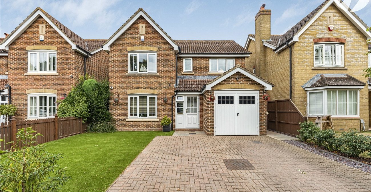 4 bedroom house for sale in Darenth Village Park | Robinson Jackson