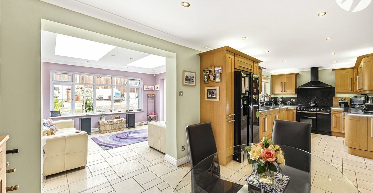 4 bedroom house for sale in Darenth Village Park | Robinson Jackson