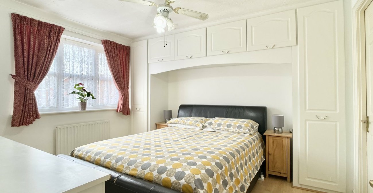 4 bedroom house for sale in Dartford | Robinson Jackson