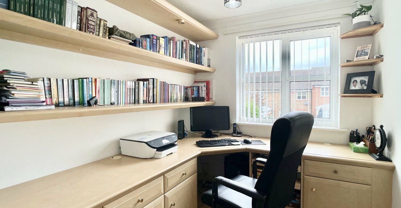 4 bedroom house for sale in Dartford | Robinson Jackson