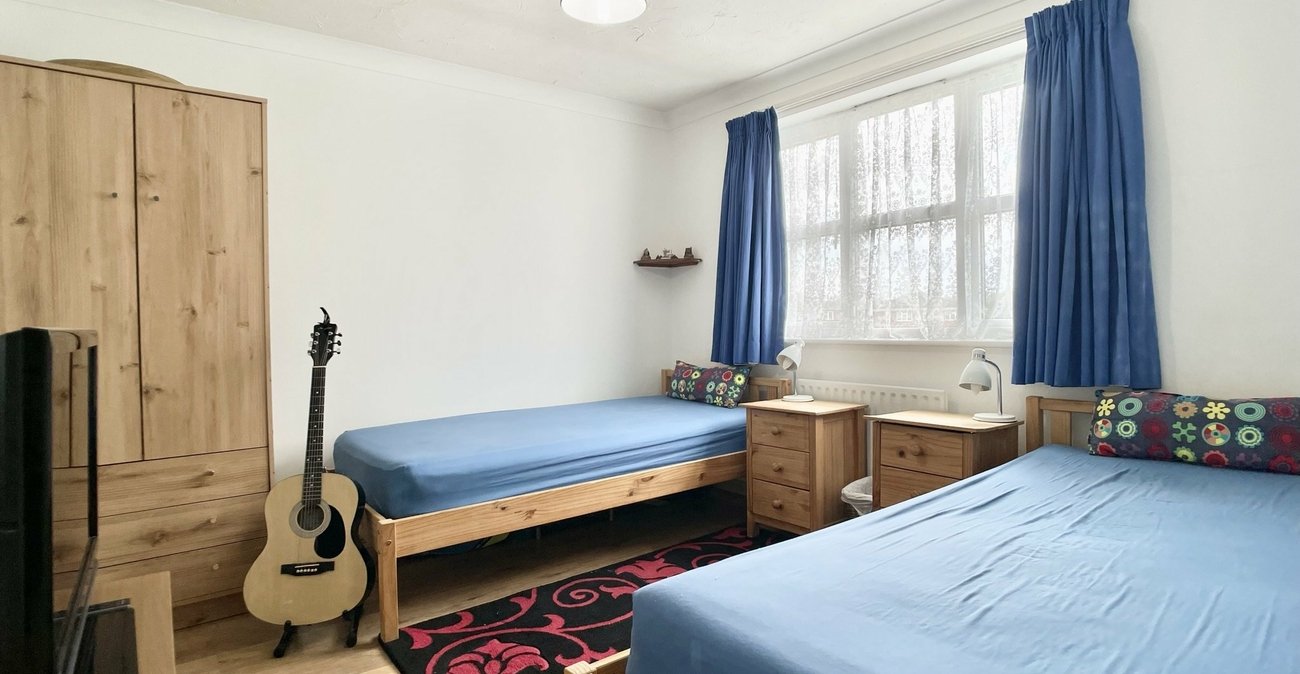 4 bedroom house for sale in Dartford | Robinson Jackson