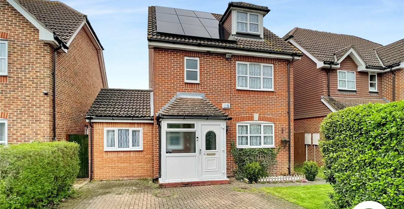 4 bedroom house for sale in Dartford | Robinson Jackson