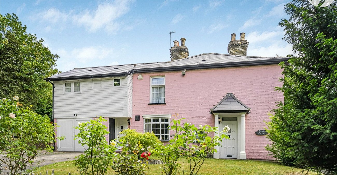 4 bedroom house for sale in Dartford | Robinson Jackson