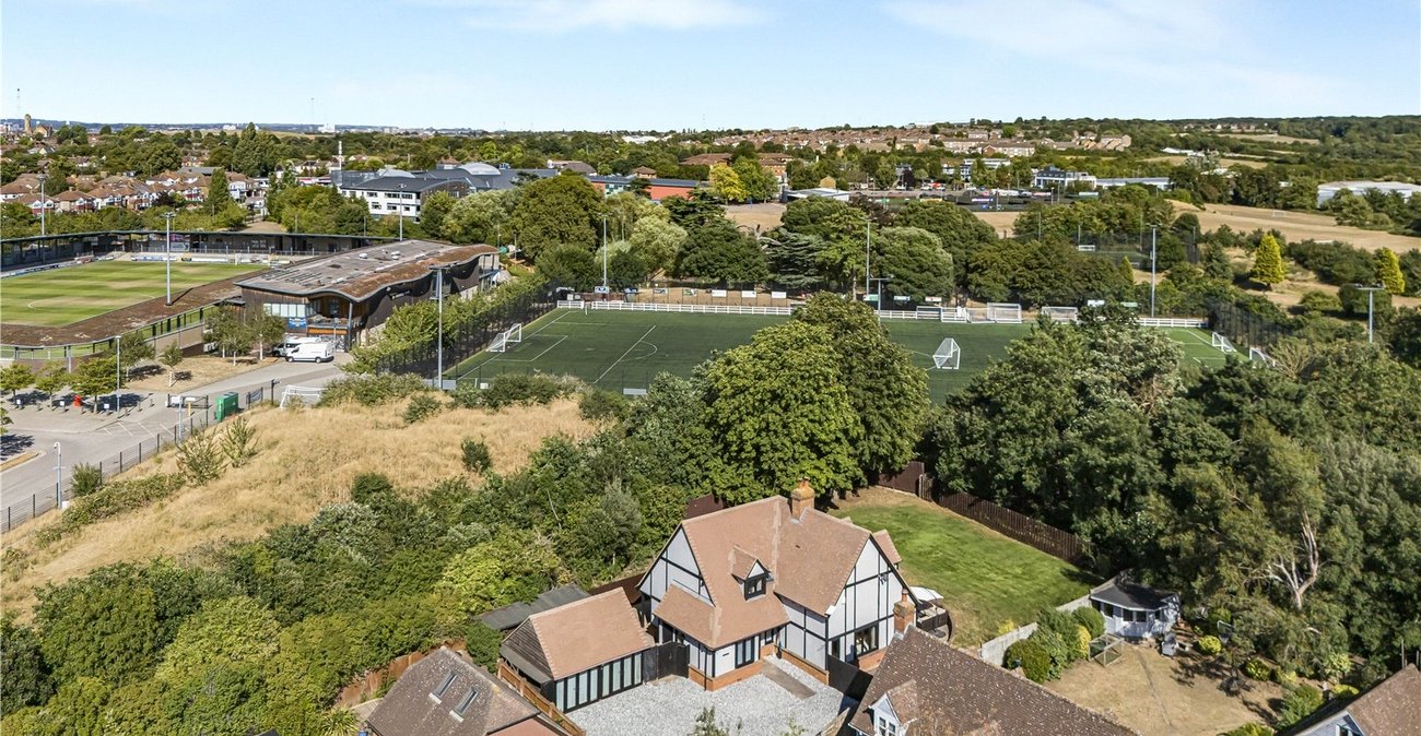 4 bedroom house for sale in Dartford | Robinson Jackson