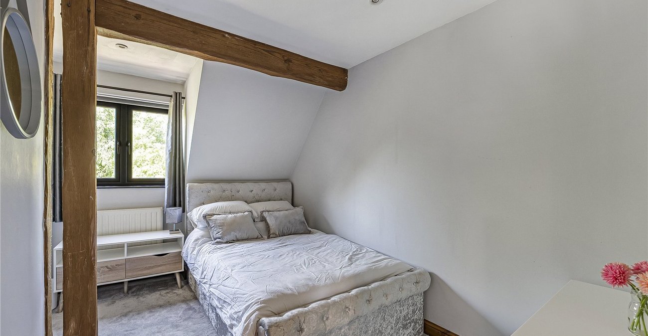 4 bedroom house for sale in Dartford | Robinson Jackson