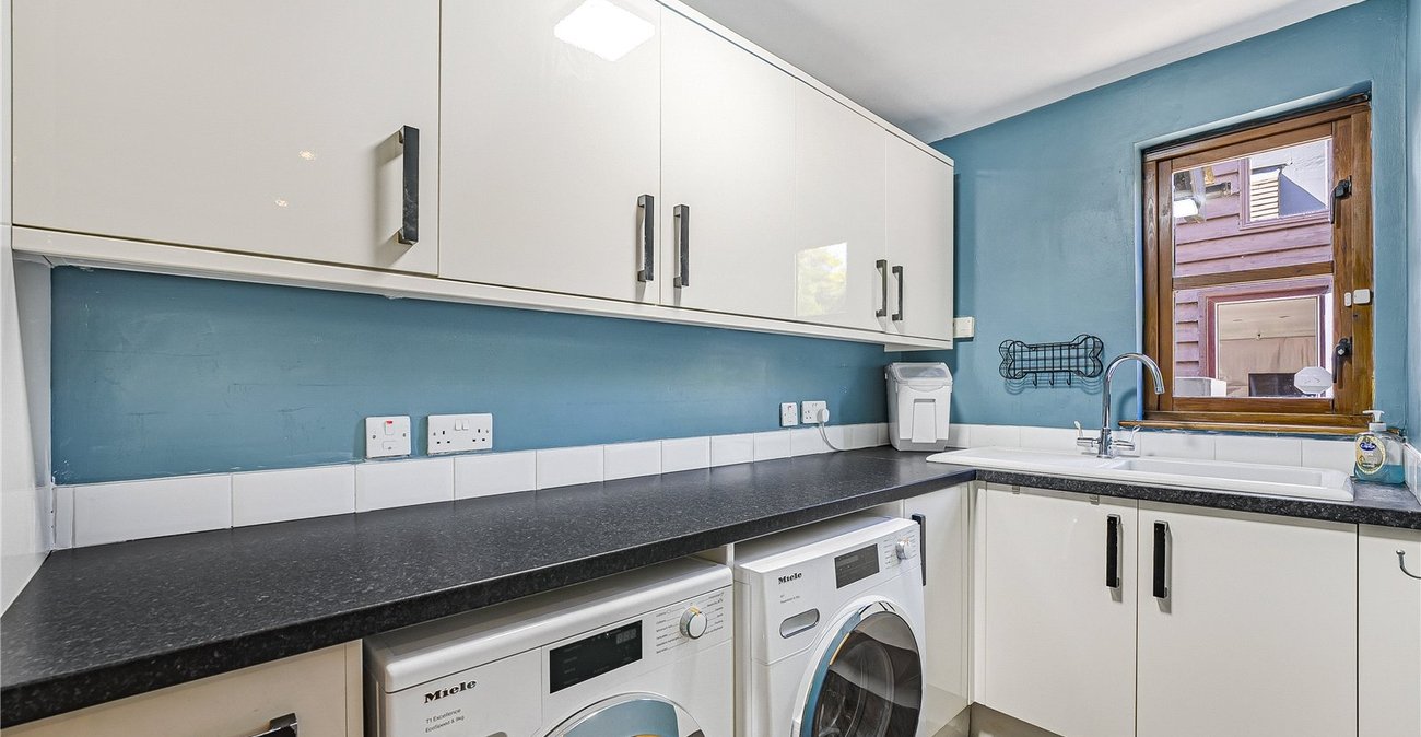 4 bedroom house for sale in Dartford | Robinson Jackson
