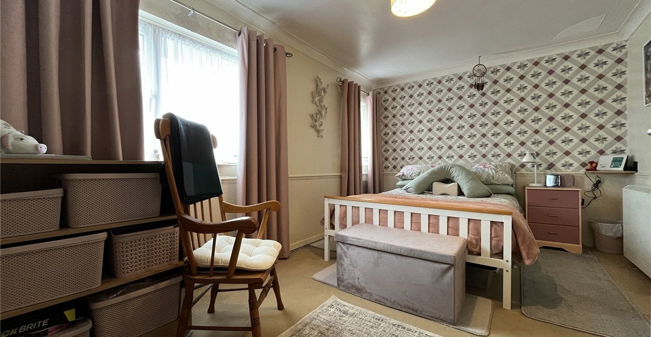 2 bedroom property for sale in Lordswood | Robinson Michael & Jackson