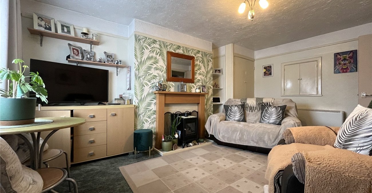 2 bedroom property for sale in Lordswood | Robinson Michael & Jackson