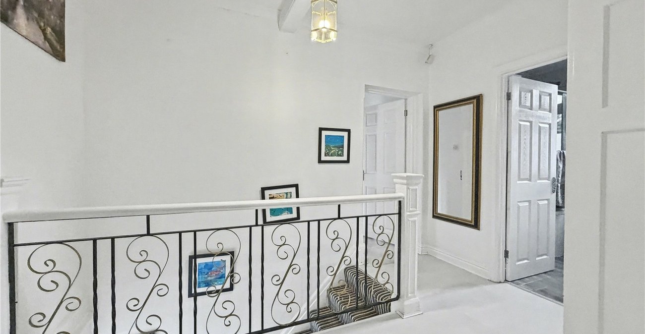 5 bedroom house for sale in Darland | Robinson Michael & Jackson