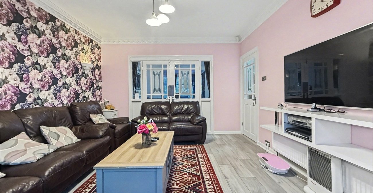 5 bedroom house for sale in Gillingham | Robinson Michael & Jackson