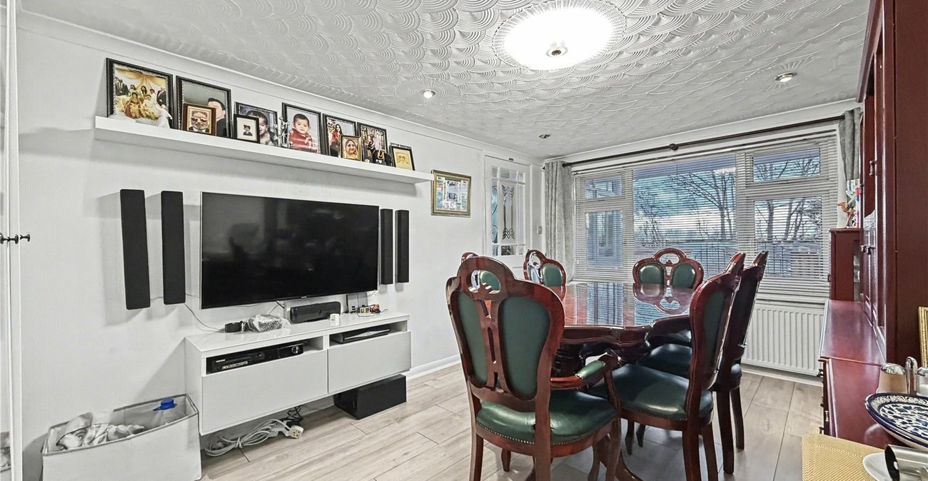 5 bedroom house for sale in Gillingham | Robinson Michael & Jackson