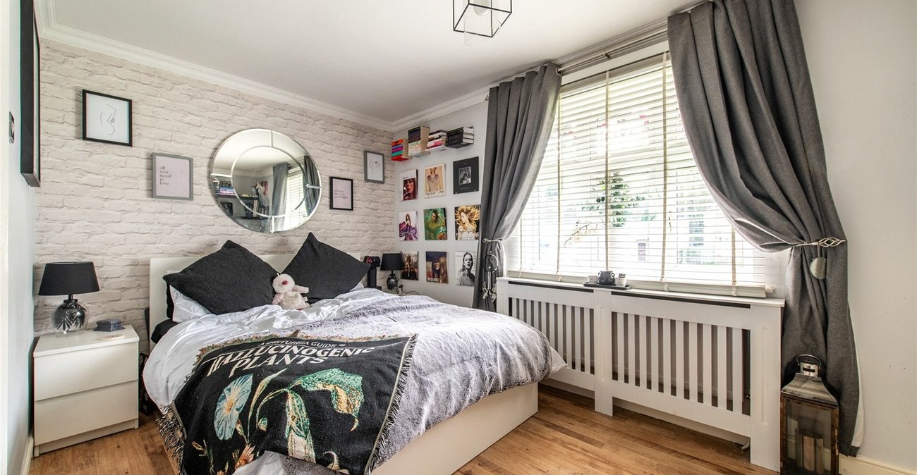 5 bedroom house for sale in Strood | Robinson Michael & Jackson