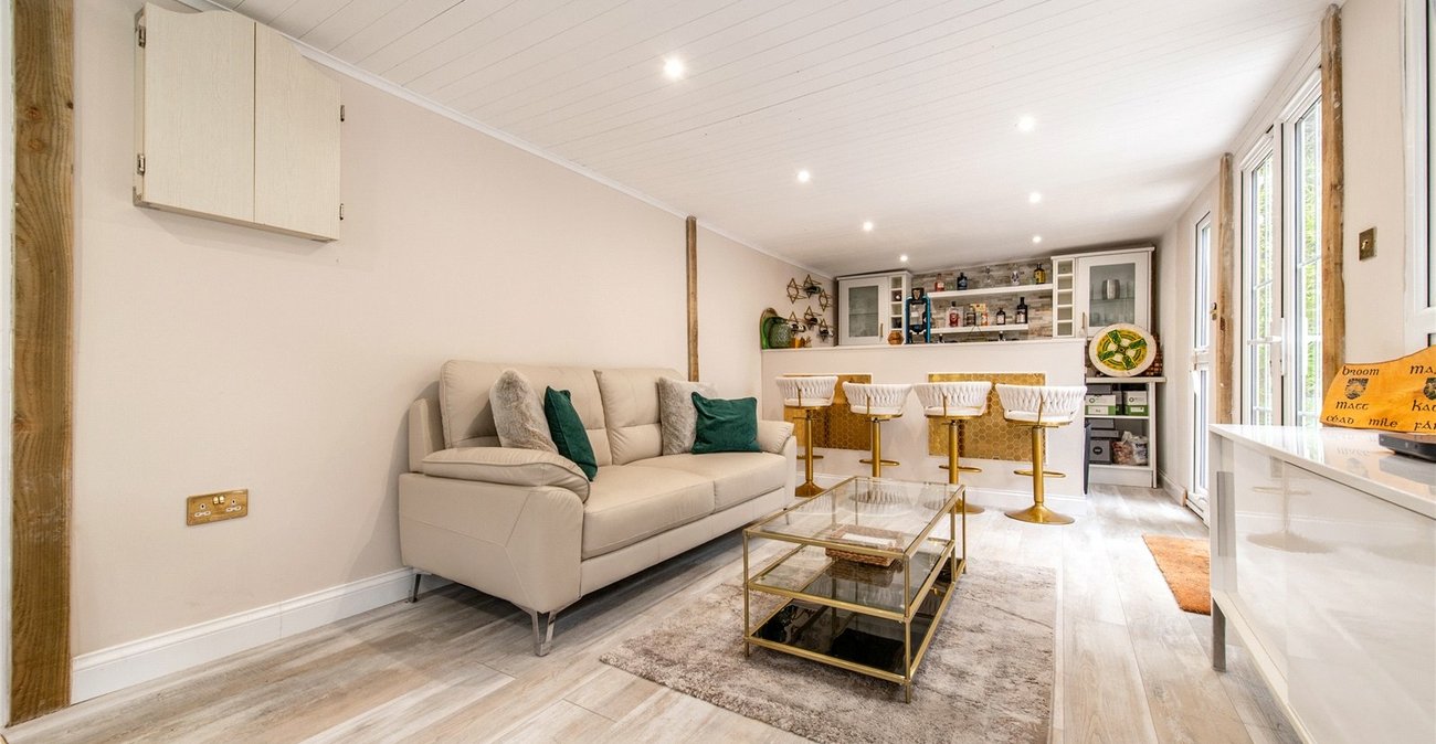 5 bedroom house for sale in Strood | Robinson Michael & Jackson