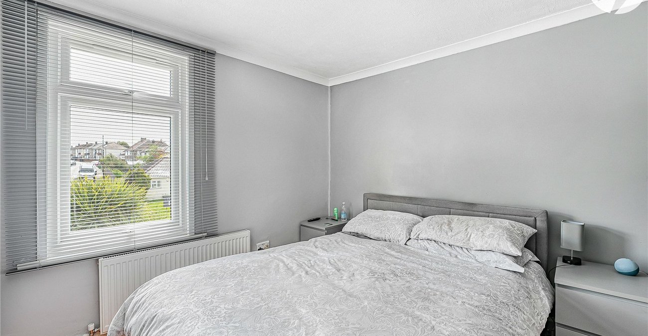 2 bedroom house for sale in West Dartford | Robinson Jackson