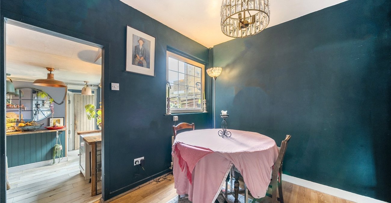 2 bedroom house for sale in Sydenham | Robinson Jackson