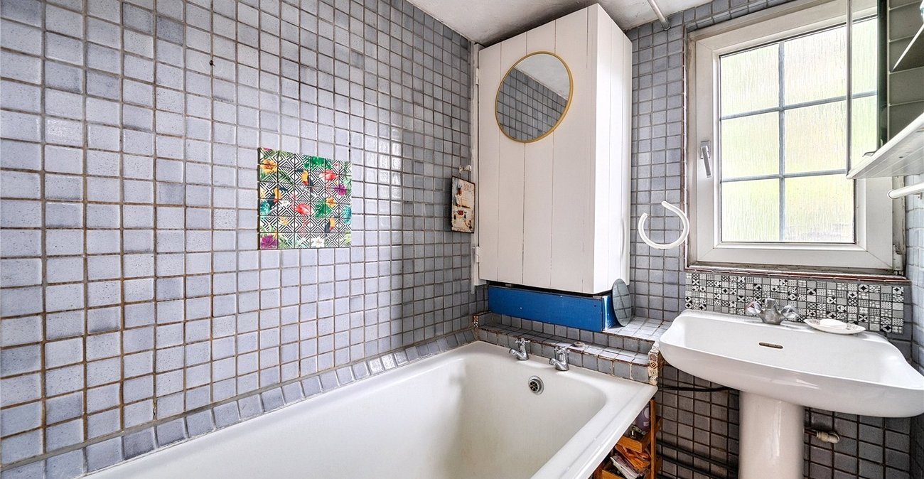 2 bedroom house for sale in Sydenham | Robinson Jackson