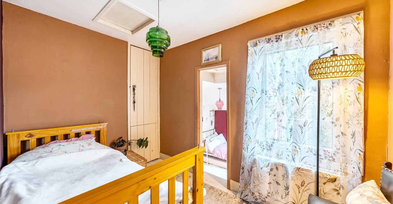 2 bedroom house for sale in Sydenham | Robinson Jackson