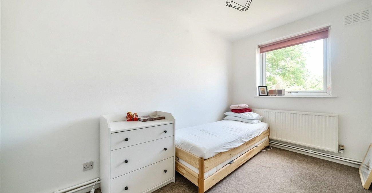 2 bedroom property for sale in Sydenham | Robinson Jackson