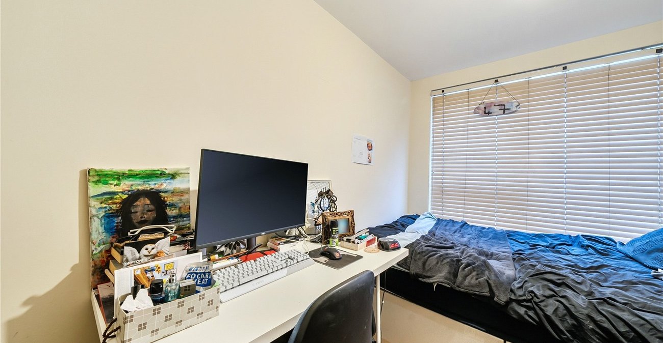 2 bedroom property for sale in Sydenham | Robinson Jackson