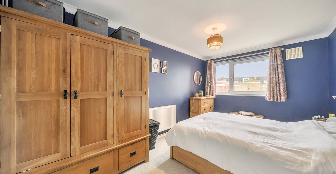 2 bedroom property for sale in Sydenham | Robinson Jackson