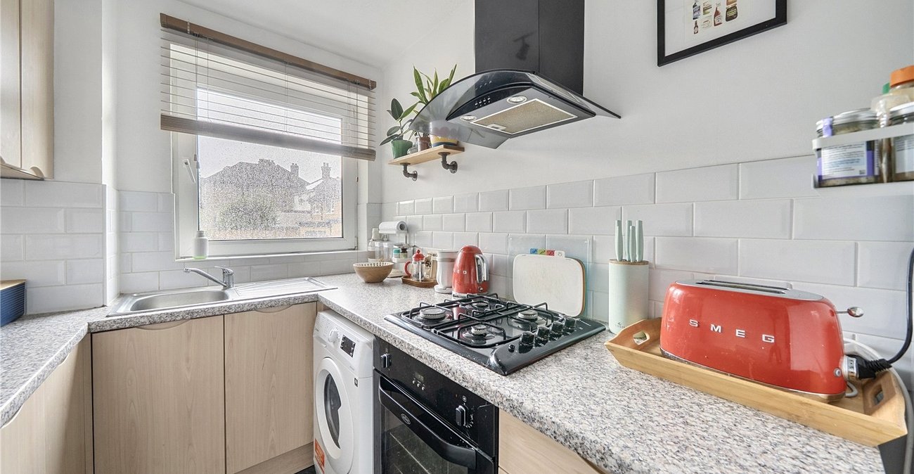2 bedroom property for sale in Sydenham | Robinson Jackson