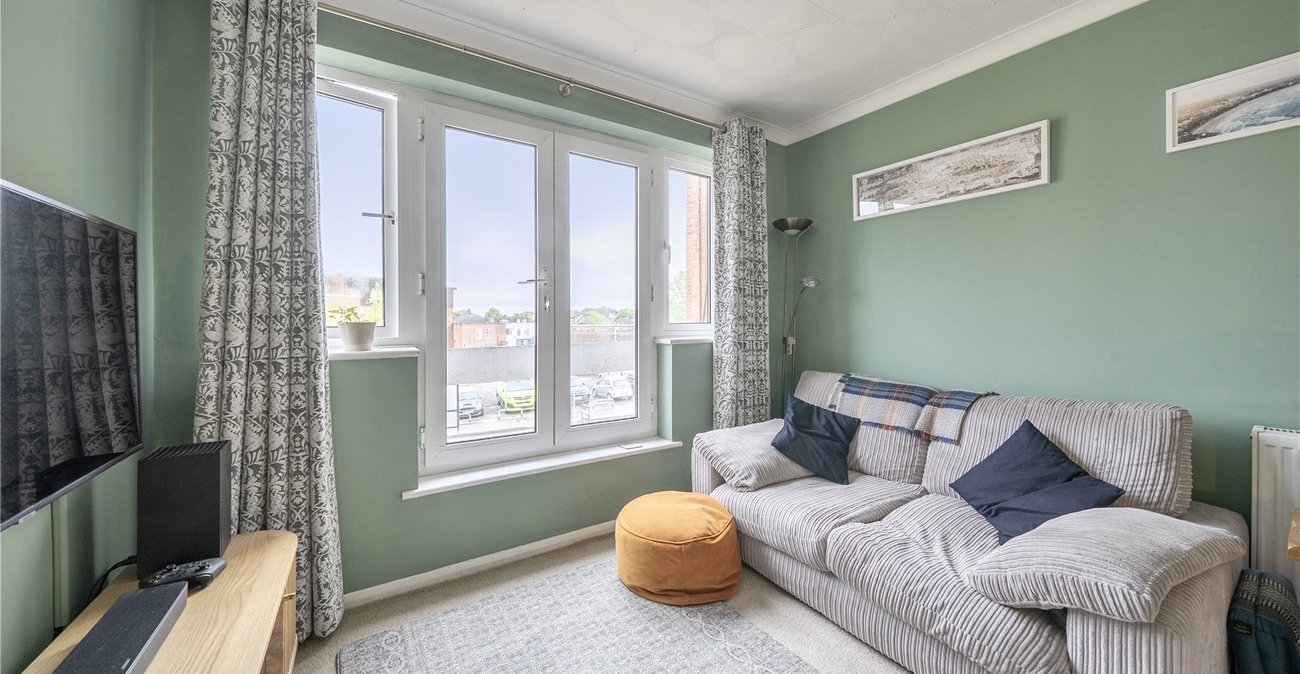 2 bedroom property for sale in Sydenham | Robinson Jackson