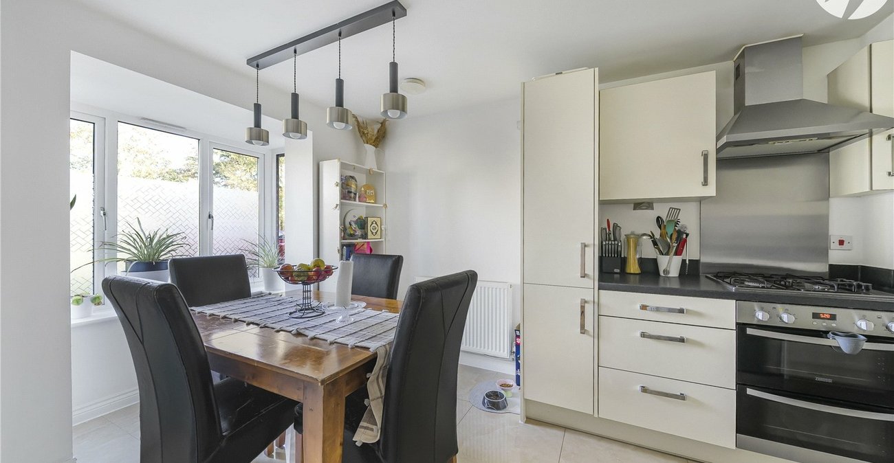 4 bedroom house for sale in Dartford | Robinson Jackson