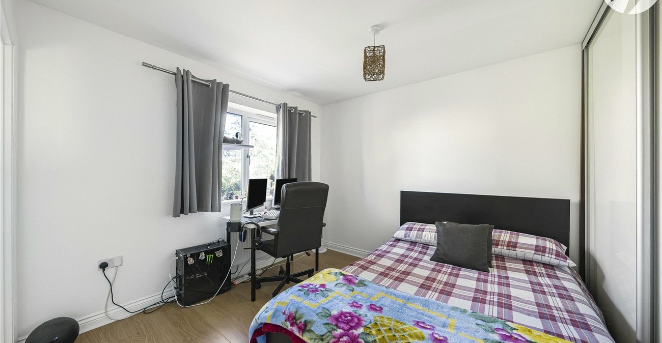 4 bedroom house for sale in Dartford | Robinson Jackson