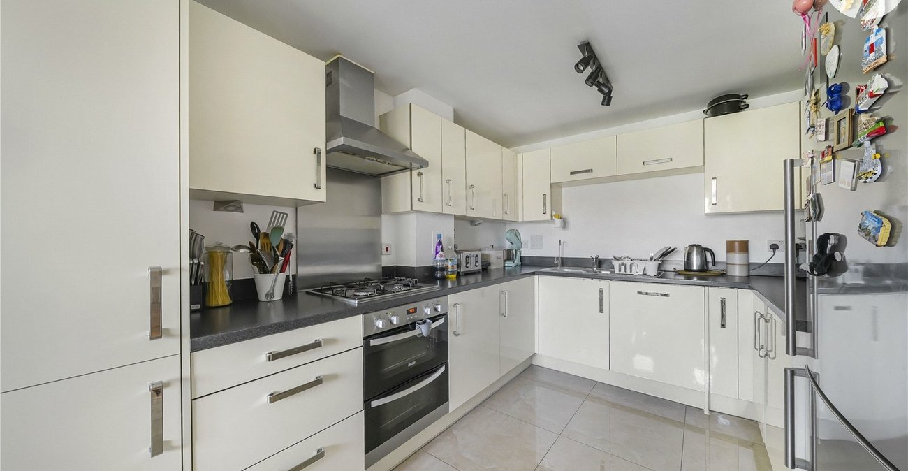 4 bedroom house for sale in Dartford | Robinson Jackson