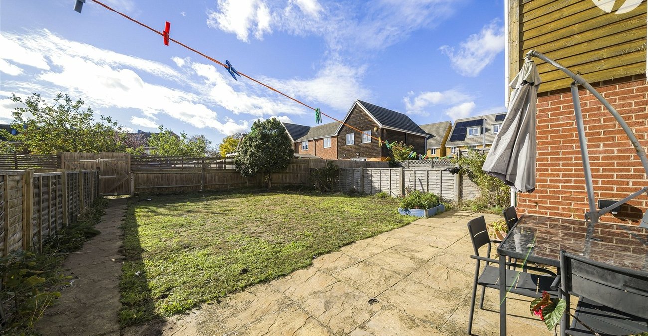 4 bedroom house for sale in Dartford | Robinson Jackson