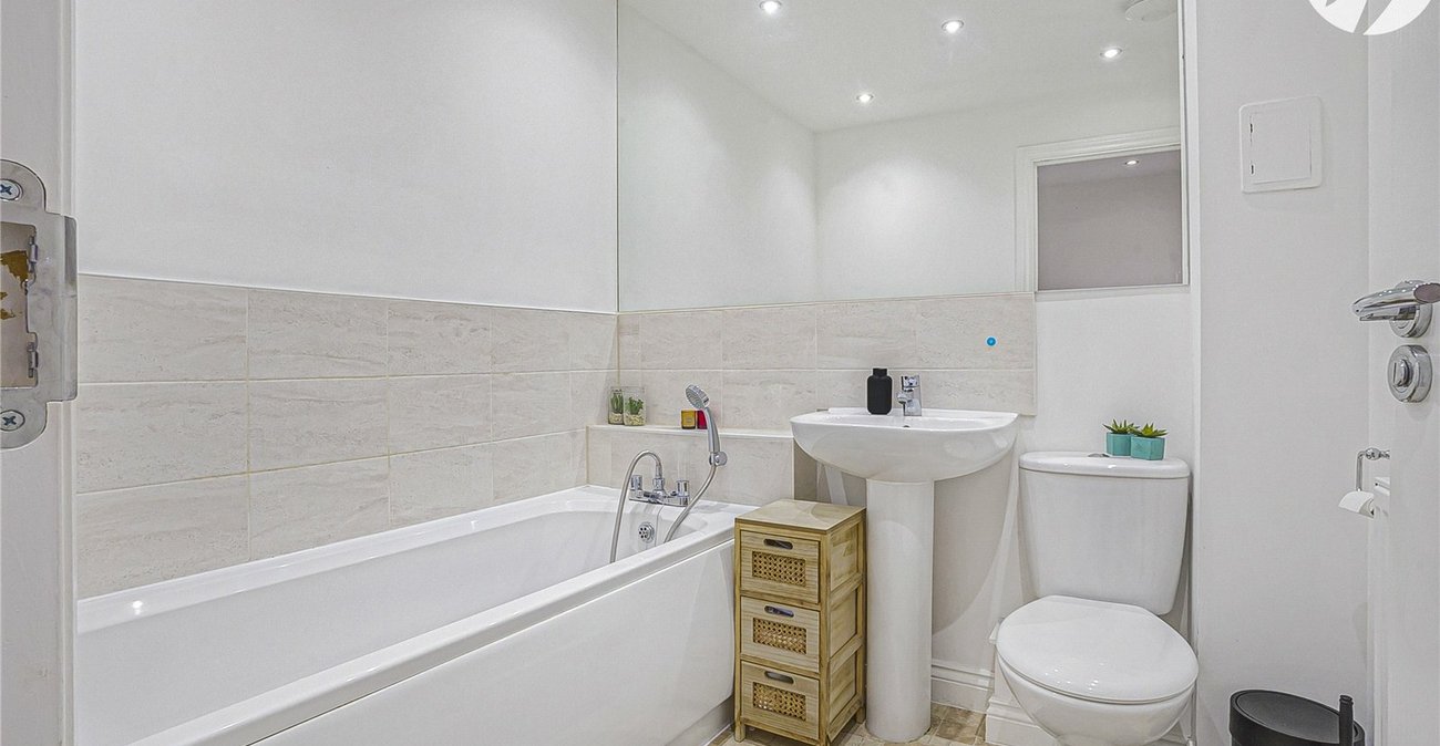 2 bedroom house for sale in The Bridge | Robinson Jackson