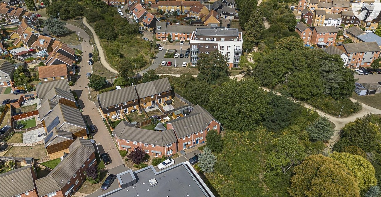 2 bedroom house for sale in The Bridge | Robinson Jackson