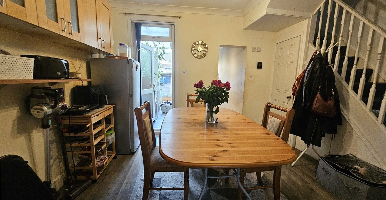 3 bedroom house for sale in Catford | Robinson Jackson