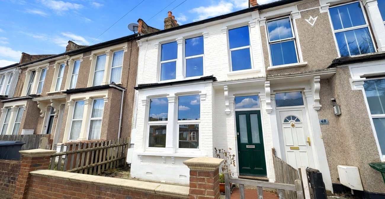 1 bedroom property for sale in London | Robinson Jackson