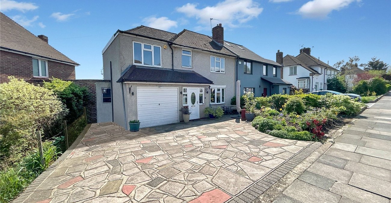 4 bedroom house for sale in Sidcup | Robinson Jackson