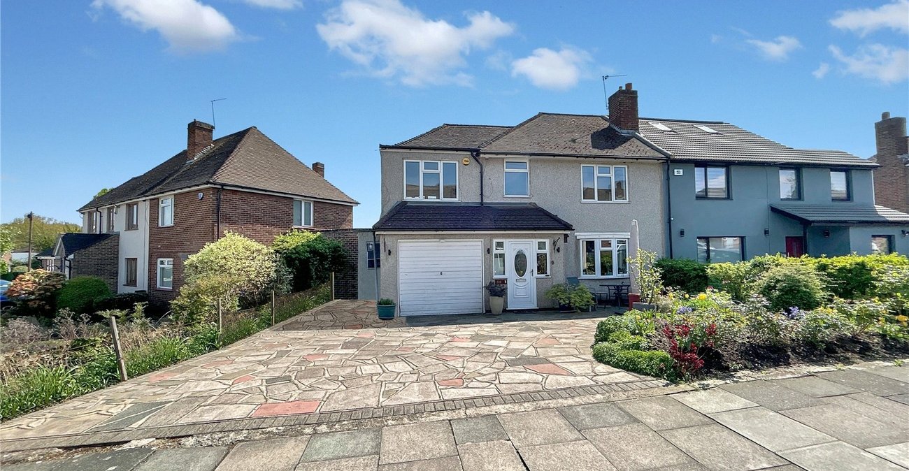 4 bedroom house for sale in Sidcup | Robinson Jackson
