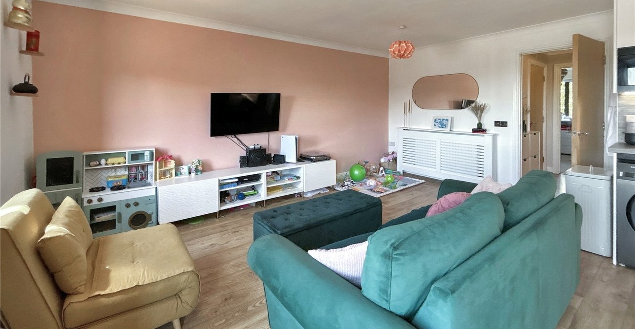 2 bedroom property for sale in Sidcup | Robinson Jackson