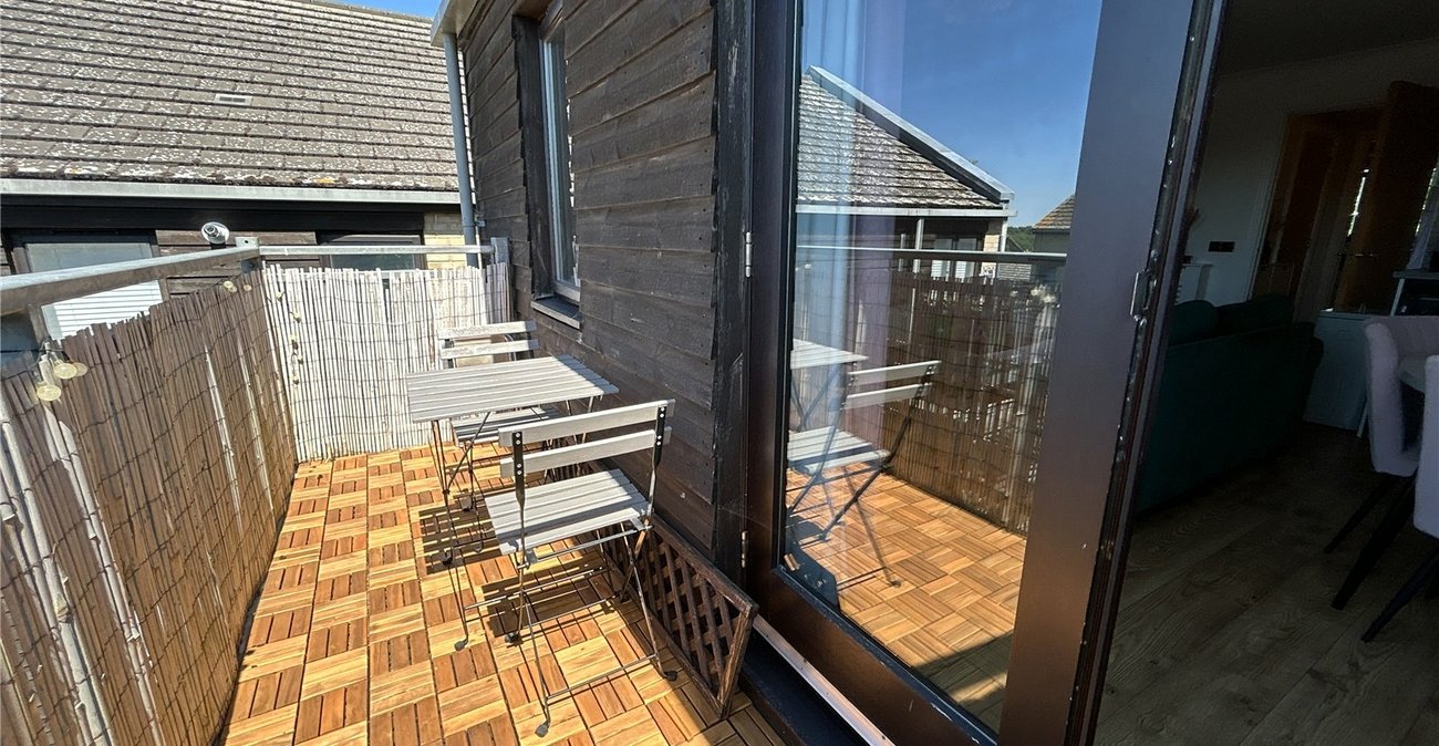 2 bedroom property for sale in Sidcup | Robinson Jackson