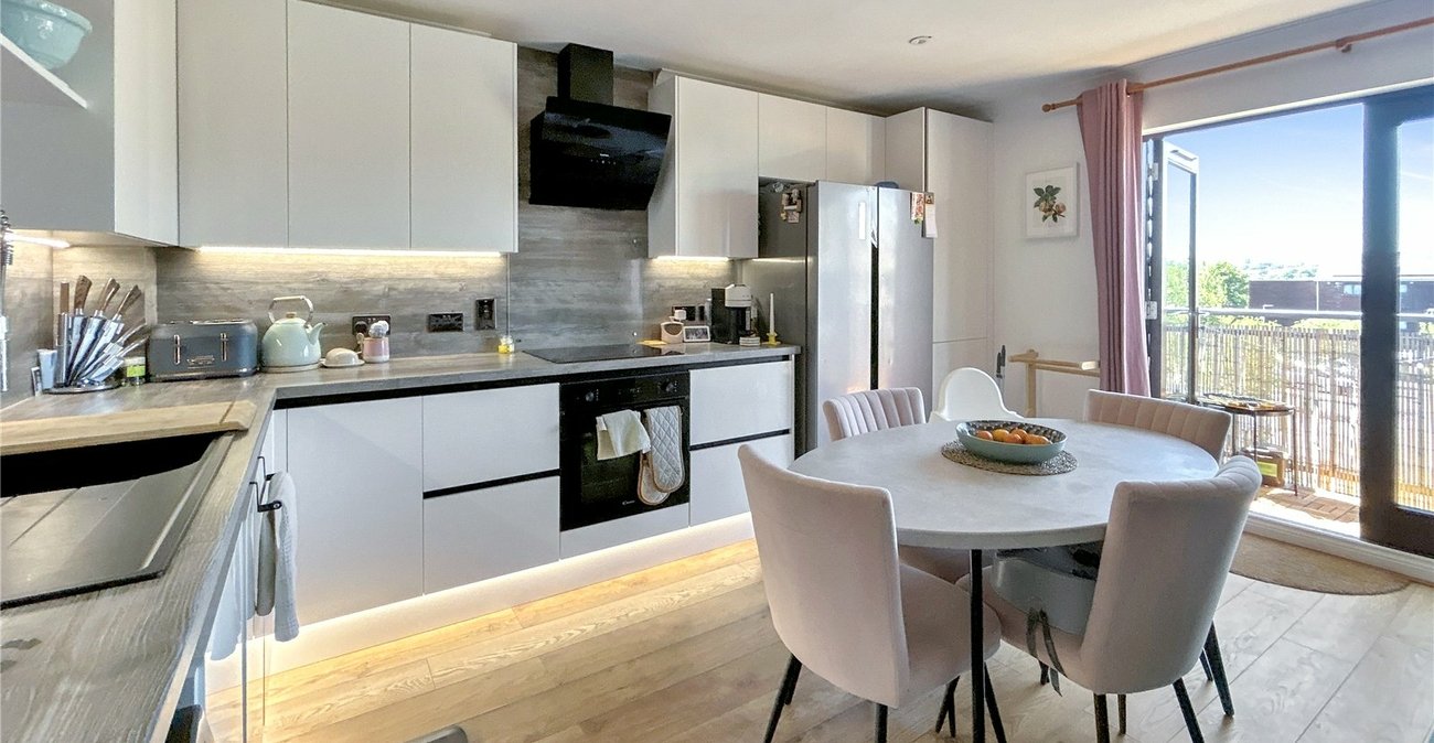 2 bedroom property for sale in Sidcup | Robinson Jackson