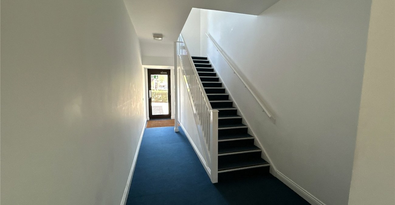 2 bedroom property for sale in Sidcup | Robinson Jackson