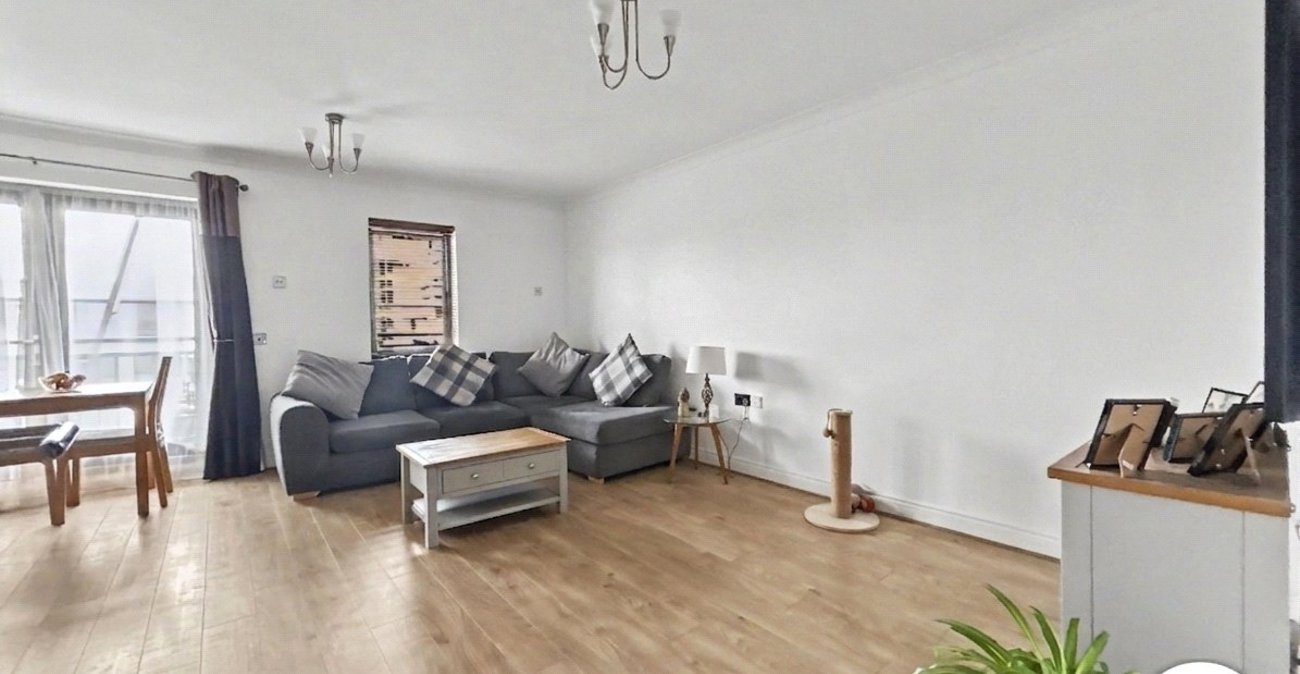 2 bedroom property for sale in Sidcup | Robinson Jackson
