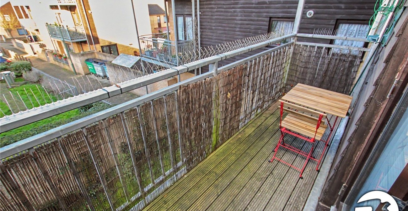 2 bedroom property for sale in Sidcup | Robinson Jackson