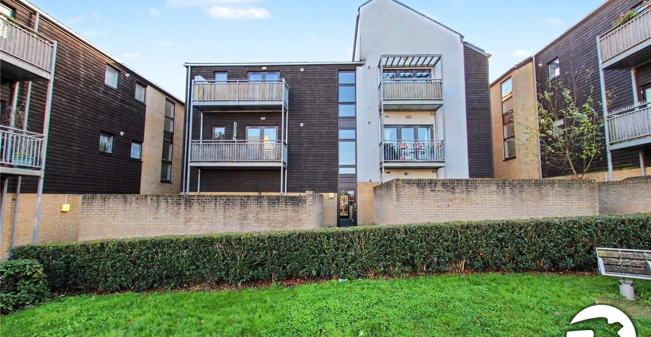 2 bedroom property for sale in Sidcup | Robinson Jackson