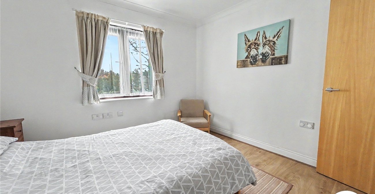 2 bedroom property for sale in Sidcup | Robinson Jackson