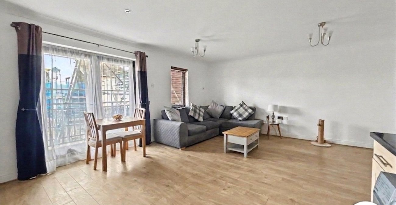 2 bedroom property for sale in Sidcup | Robinson Jackson